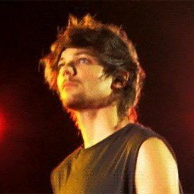 hourlyLT28's tweet image. Louis Tomlinson 🕐