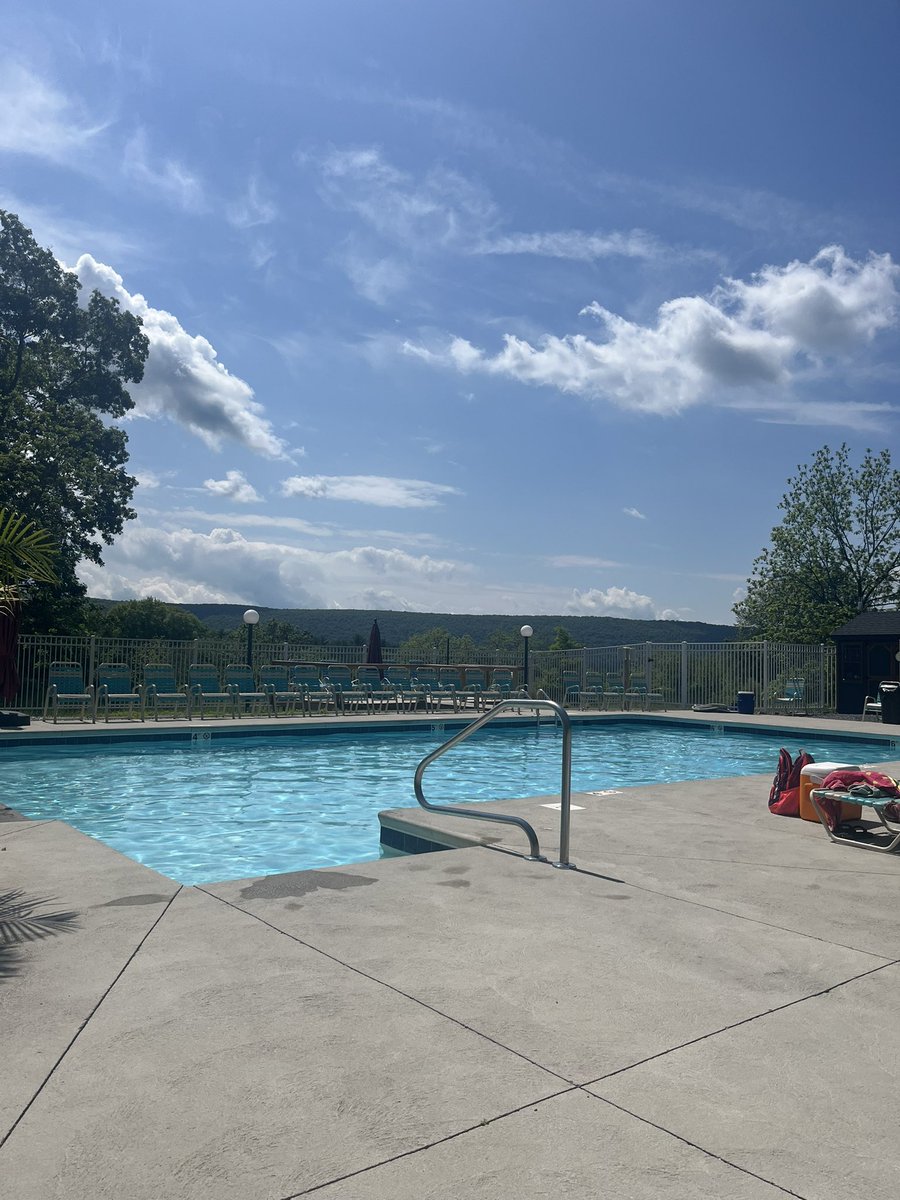 reynoldlaughlin's tweet photo. Beautiful Day at #CampOut in the poconos 🏳️🌈 https://t.co/6DiwlVNtCl