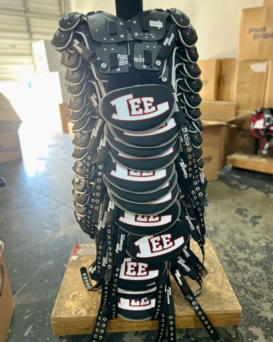 Pro Gear Sports (@progearfb) on Twitter photo Another round for <a href="/rockerlee229/">The Rocker Lee</a>!βΌοΈπ
Mike Nelson at <a href="/BakersSports/">Baker's Sports</a> keeps this team in the best #Custom gear in the game!
<a href="/ProGearNellie/">Michael Nelson</a>
<a href="/ProSports_Pads/">ProSportsPads</a>
#KnowTheLogo #MadeInTheUSA #HighSchoolFootball #FootballEquipment #ShoulderPads #BackPlates Another round for <a href="/rockerlee229/">The Rocker Lee</a>!βΌοΈπ
Mike Nelson at <a href="/BakersSports/">Baker's Sports</a> keeps this team in the best #Custom gear in the game!
<a href="/ProGearNellie/">Michael Nelson</a>
<a href="/ProSports_Pads/">ProSportsPads</a>
#KnowTheLogo #MadeInTheUSA #HighSchoolFootball #FootballEquipment #ShoulderPads #BackPlates