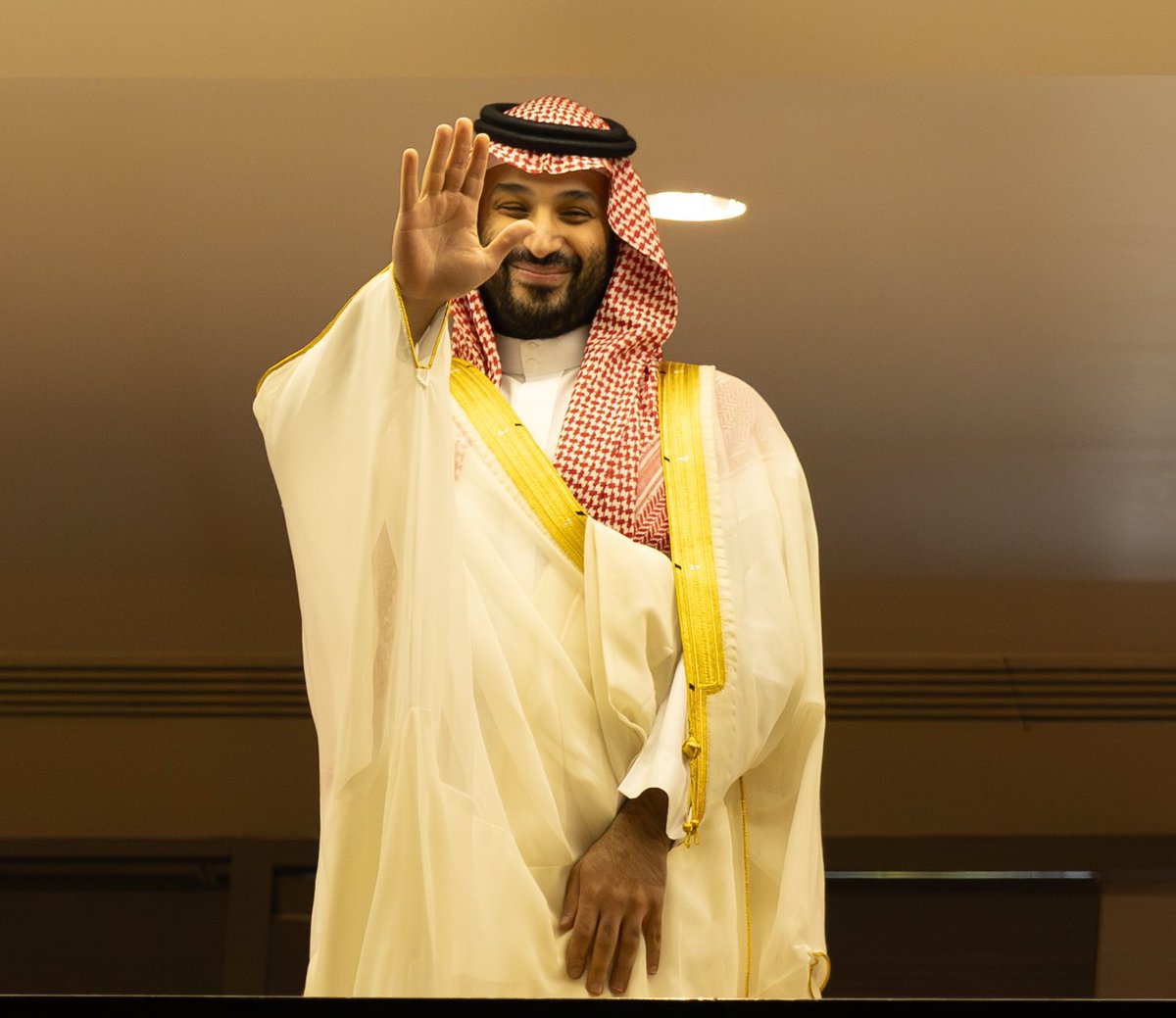 القائد المُلهم  قائد النهضة 🇸🇦
#محمد_بن_سلمان 
 #ولي_العهد_يشرف_نهايي_كاس_الملك