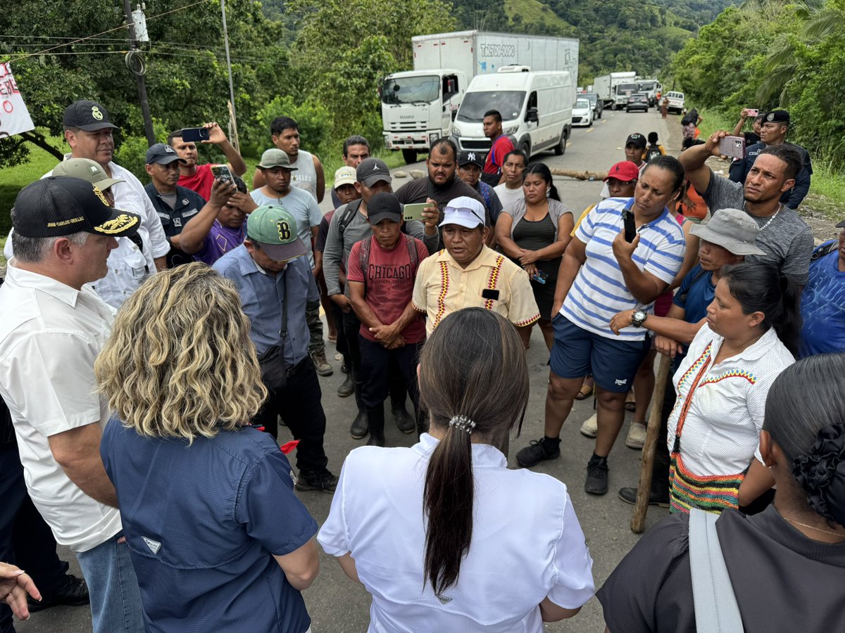 Astrid Salazar tweet media