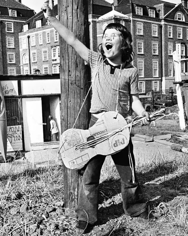 TheRealMickRock's tweet image. “I am not in the business of documenting or revealing personalities. I am in the business of freezing shadows and bottling auras.”
Dude ‘72