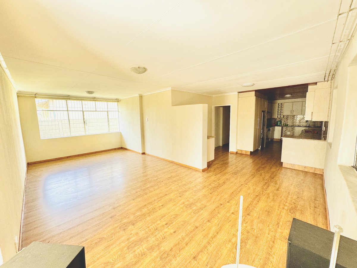 antproperties's tweet image. Amazing 4-Bedroom House for Sale in Klopperpark

Price R 1 230 000
Stand Size 553 m²

📞 Contact Akin today to arrange a viewing.
📲 Call/WhatsApp: 08033314818
Follow for more listings: @antproperties
#KlopperparkHomes #HouseForSale #ANTProps #ANTProperties