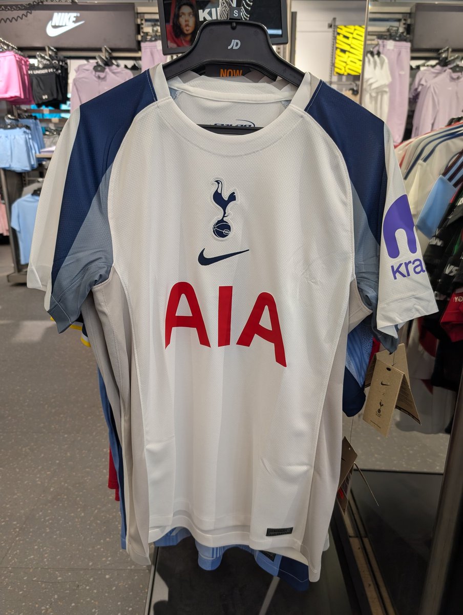 JD Sports have released the new Tottenham 25/26 home shirt early. 

#COYS