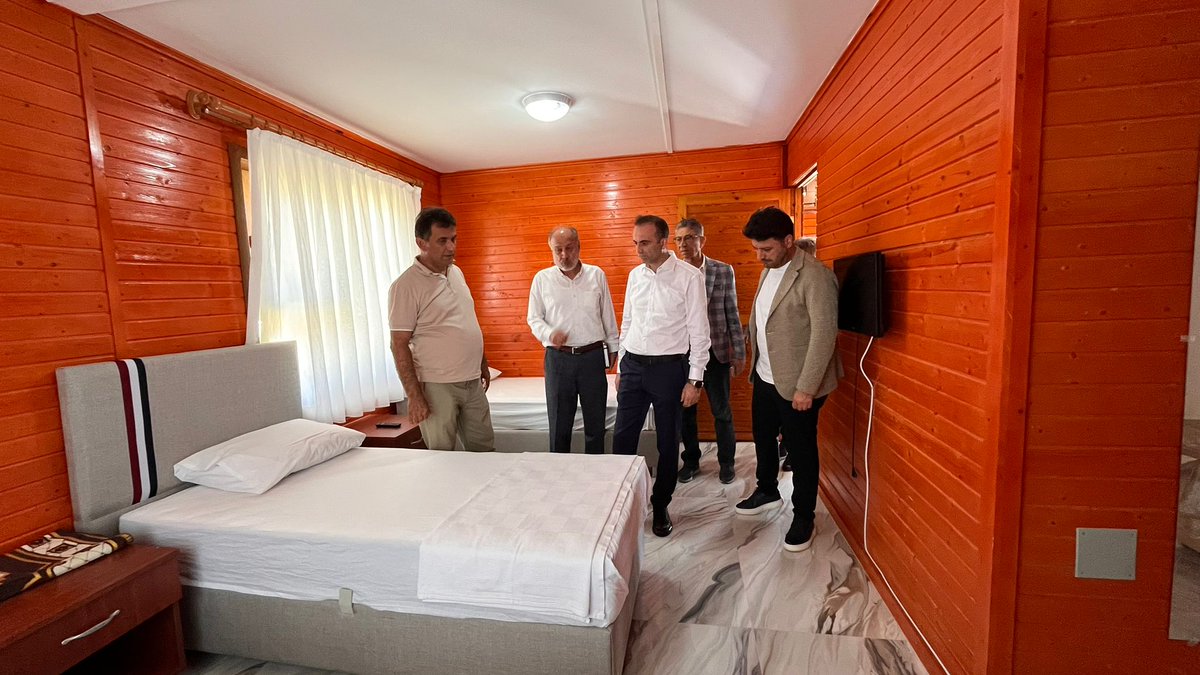 Daire Başkanımız Sn Erdoğan Ay ile DSİ 6. Bölge Müdürü Sn Celal Tokalak beraberindeki heyetle yeni sezon öncesi Adana Bölge Müdürlüğüne bağlı Silifke / Kapızlı Eğitim ve Dinlenme Tesislerini ziyaret ederek karşılıklı istişarelerde bulunmuşlardır.