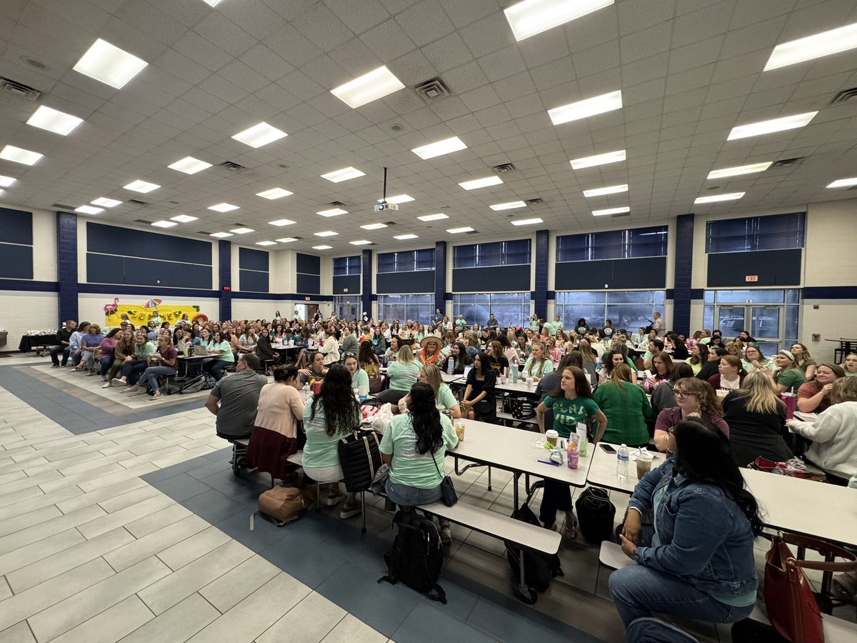 MsAlexis_Cook's tweet image. We’re ready for Magnolia Momentum 2025! 
#TeachersLearningFromTeachers
@MagnoliaISD