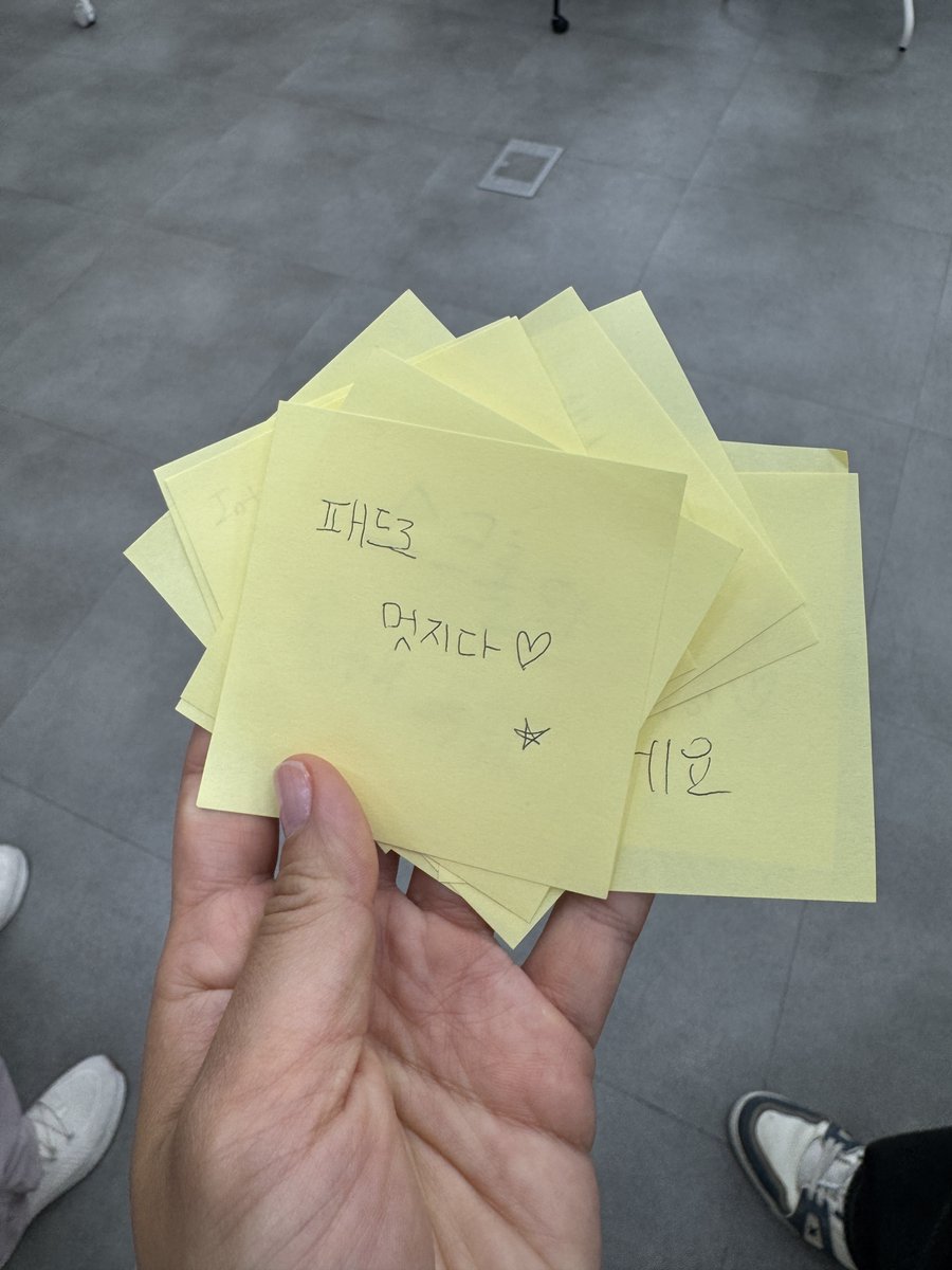 스껄한 스크롤 반상회에 와주신 모든 분들께 감사드립니다😍

스크롤 마케팅은 LG같다. 
<a href="/QuillFi/">Quill Finance</a> 은 어떻게 수익을 창출하고 경쟁력을 갖출 것이냐,
왜 스테이블코인이냐,
<a href="/koreanpeds/">pedro</a> 는 멋지다..❣️등등  

핵심을 콕 찌르는 피드백과 관심이 없다면 할 수 없는 질문들.. 정말 뜻깊은