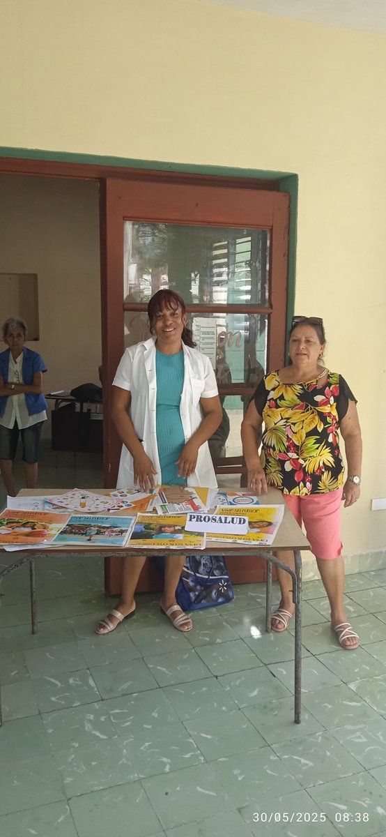 Se desarrolla actividad de promoción de salud en la Dirección General de #CabaiguánEduca #SanctiSpíritusaEnMarcha. Por un mundo libre de humo. #CubaPorLaSalud