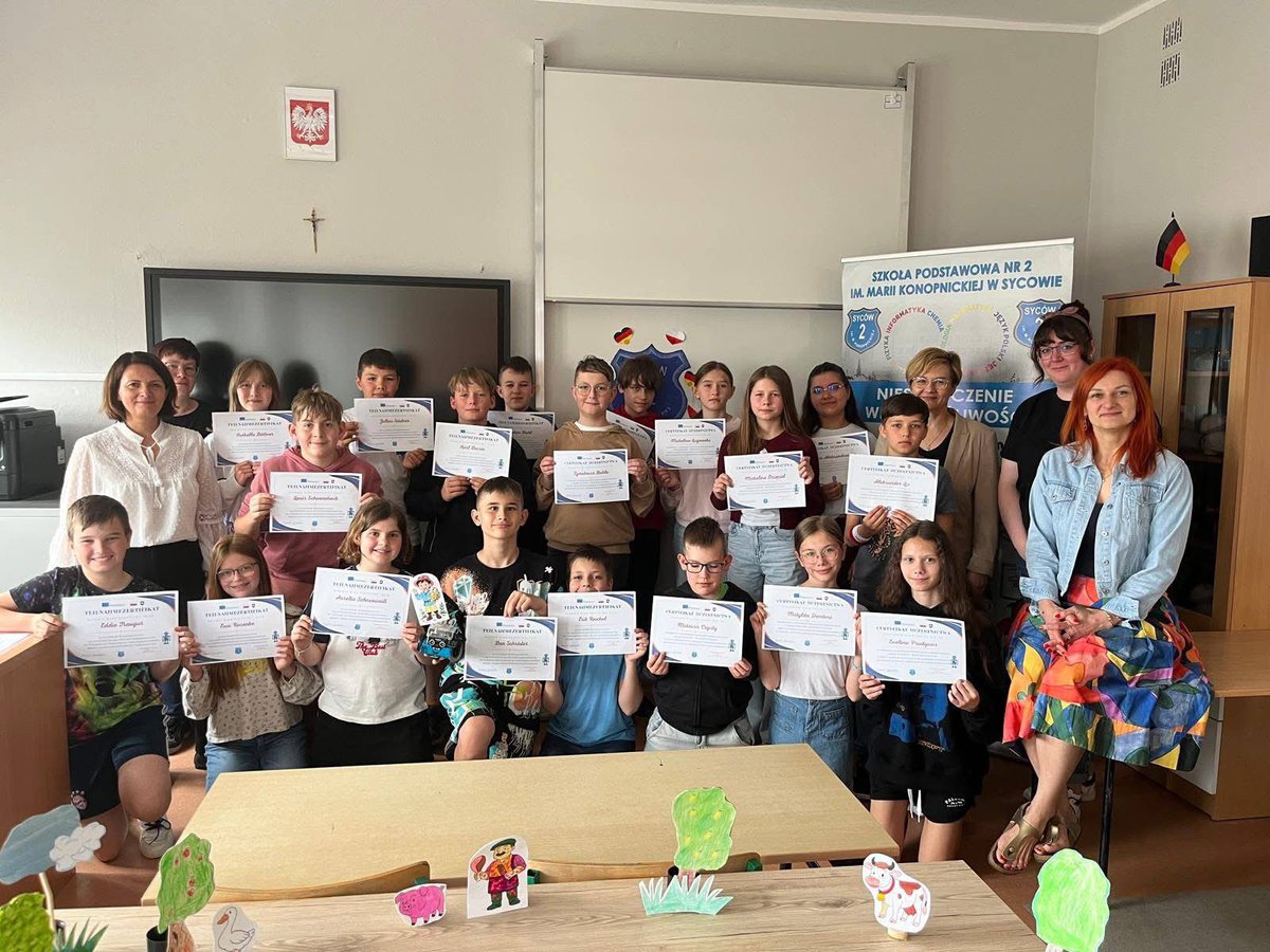 be_erasmus's tweet image. Wochenabschluss in Sycow. Danke für eine großartige Woche bei euch! facebook.com/share/p/191VYx…