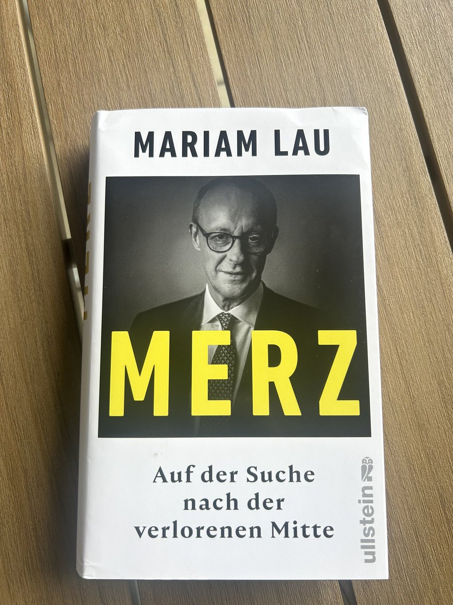 Nach der Buchpräsentation ist vor der Lektüre ❤️ <a href="/MariamLau1/">Mariam Lau</a>  

Absolute Empfehlung