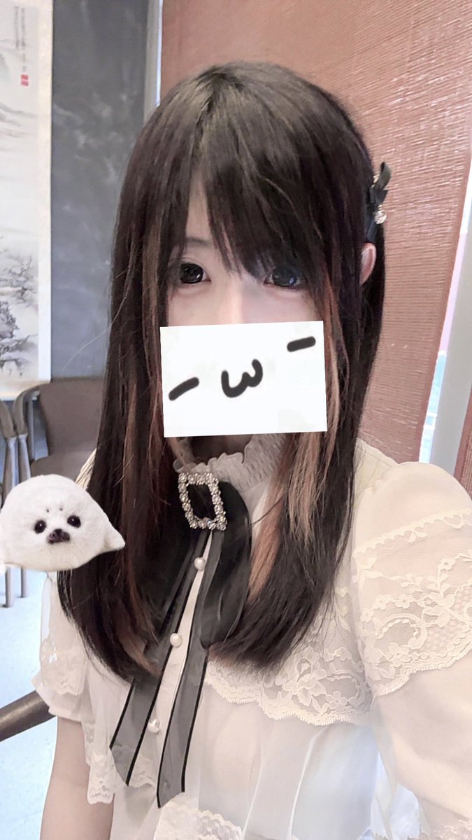 evelyn_notfound tweet media