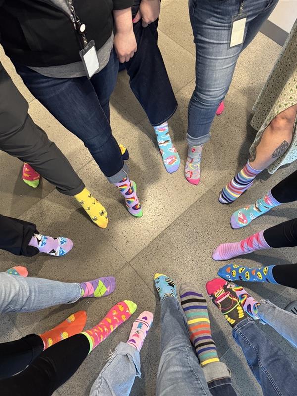 joincsc's tweet image. From Delaware to the Netherlands, CSC colleagues sprang into service 🌍

Across teams and time zones, they advocated for causes close to their hearts.

See how we showed up this season: bit.ly/4kKZG56 

#SpringIntoService #CSCGivesBack