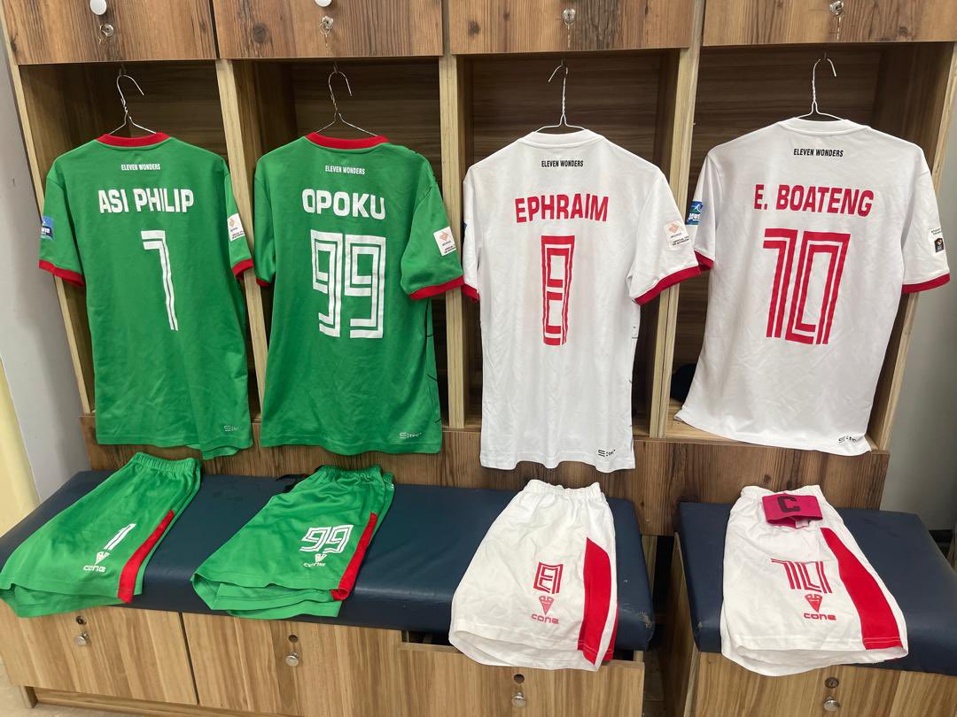 DivisionOneGH's tweet photo. πΈ Inside the Dressing Room!
@Txiwonders π @RTUfcOfficial
#ZoneOnePlayoff https://t.co/FYknzkxpqs