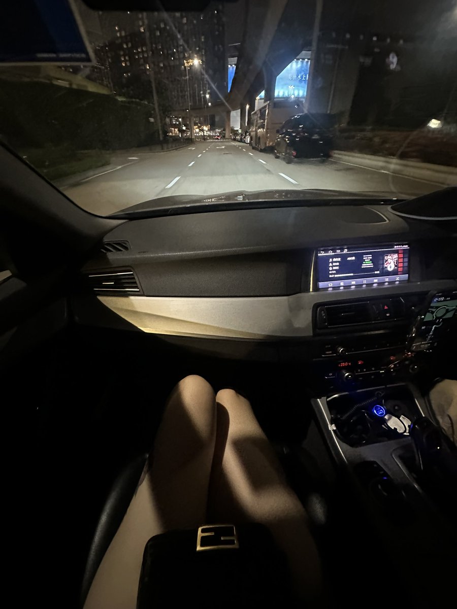 最近两公婆忙忙碌碌的起早贪黑
真的连涩涩的欲望都没了🥲