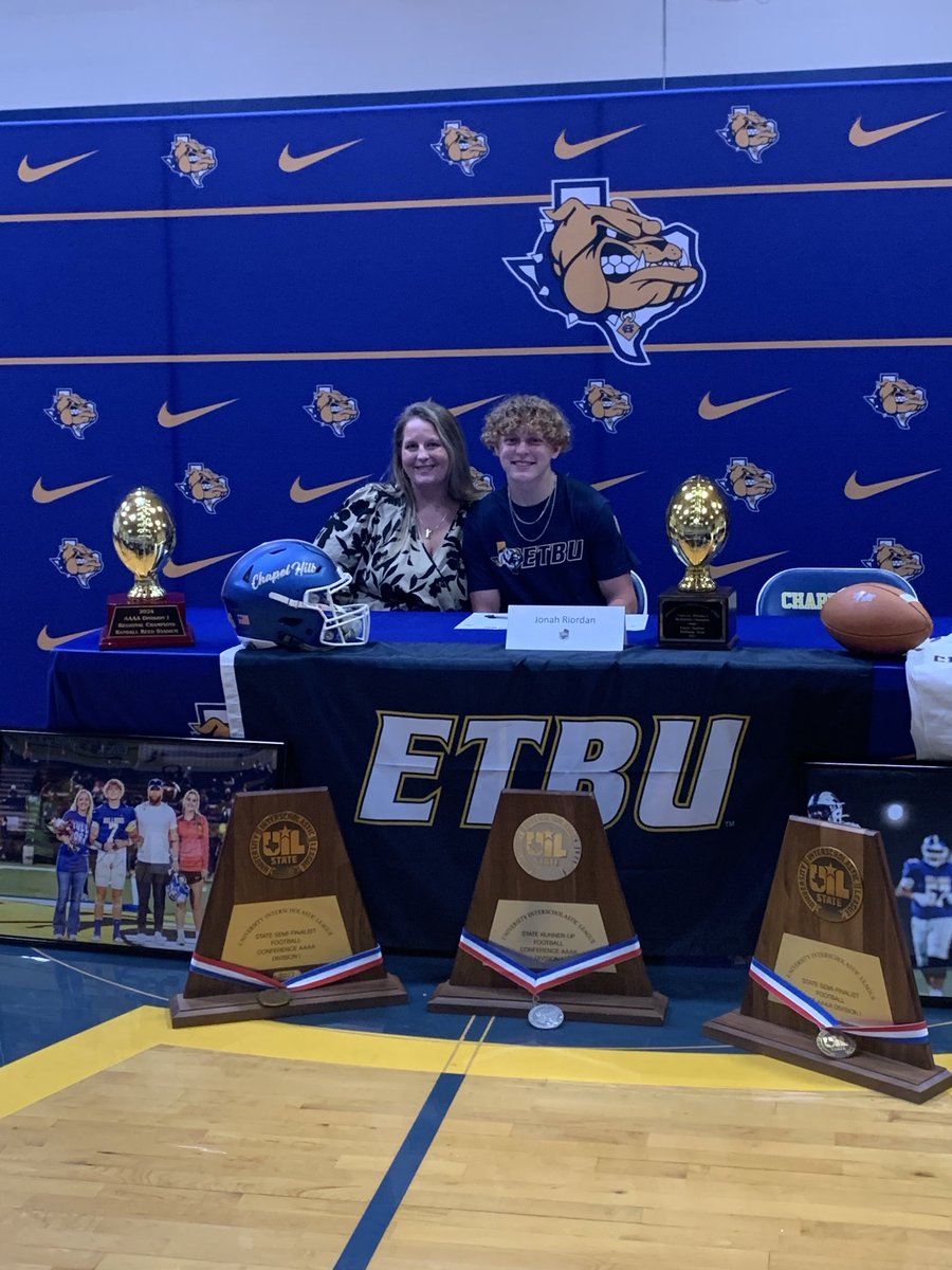 jeff riordan (@coachriordan) on Twitter photo Happy Birthday to the Best Executive Admin Assistant in world! Thank you for all the work you do for CHISD Athletics! <a href="/kristyTarrant2/">Kristy Tarrant</a> you are Wonderful and we appreciate you! Hope you have a great day, you deserve it! Take the next 2 days off 😂and enjoy your Birthday! Happy Birthday to the Best Executive Admin Assistant in world! Thank you for all the work you do for CHISD Athletics! <a href="/kristyTarrant2/">Kristy Tarrant</a> you are Wonderful and we appreciate you! Hope you have a great day, you deserve it! Take the next 2 days off 😂and enjoy your Birthday!