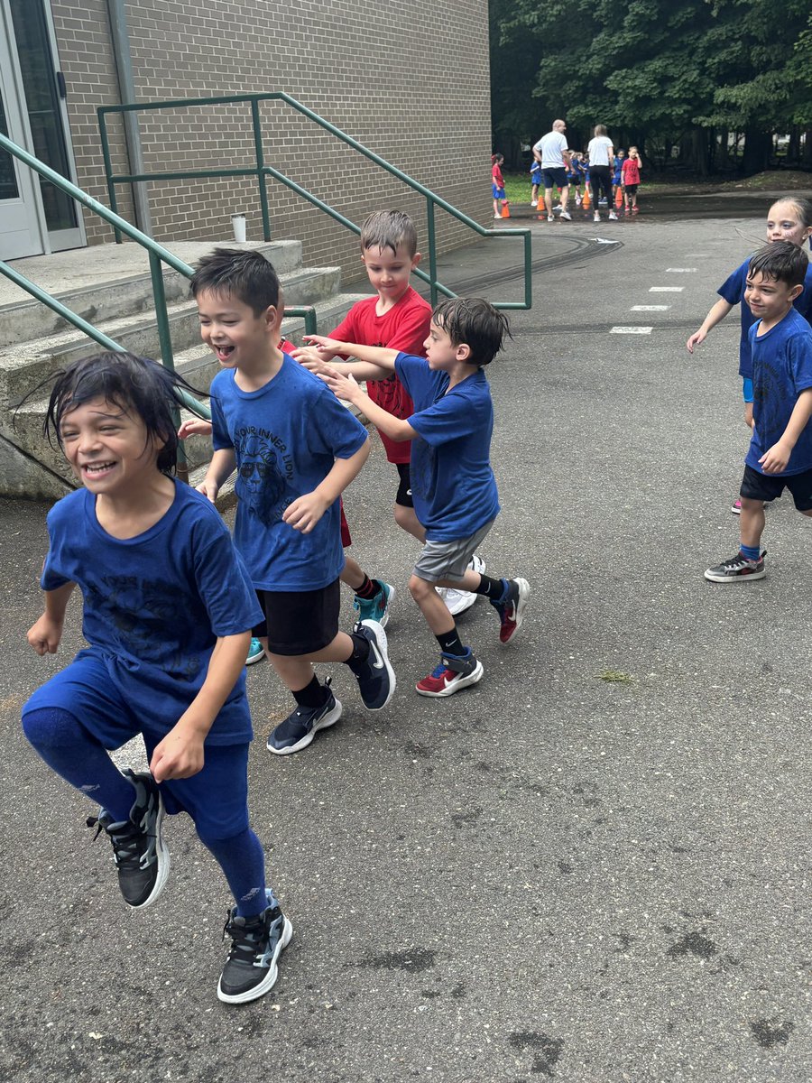 MrsHusstege's tweet image. This team did an amazing job today… thank you so much @MrWhitePEwps and Mr. Cornetta for a field day filled with laughs, sportsmanship, and fun. We are so lucky to have you both @LincolnWPS @wyckoffschools
