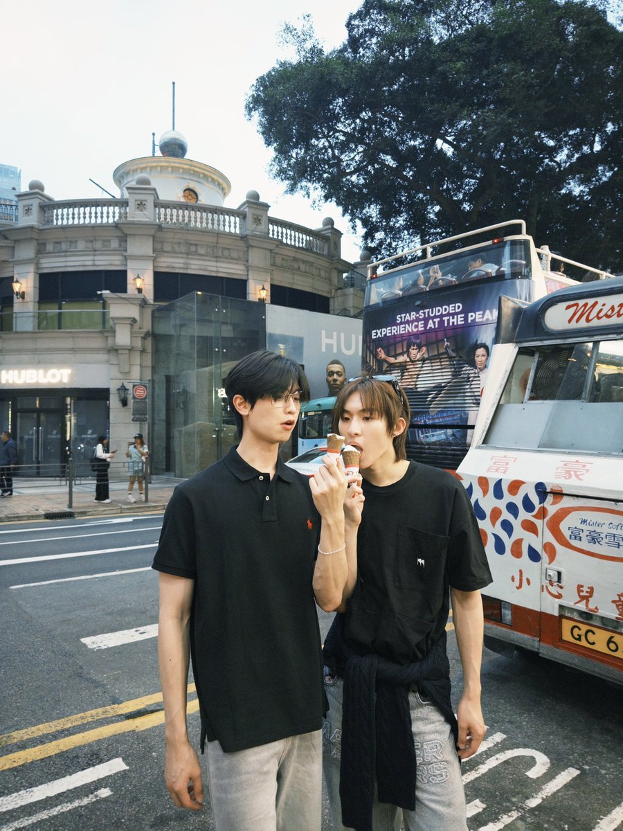 kongjirofourth's tweet photo. ice cream date with hubby 🍦

#icecream #icecreamdate #dateideas #coupledates
#โทมัสก้อง #thomaskong https://t.co/LxFVCfydn7