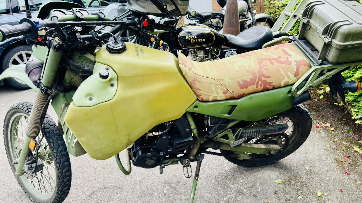 DieselBikeNet's tweet photo. Always a fascinating place to visit. Verralls #vintage #motorcycles at Handcross: https://t.co/fHNQRWhrI1 We stopped by today! https://t.co/gM0V3BXE1F