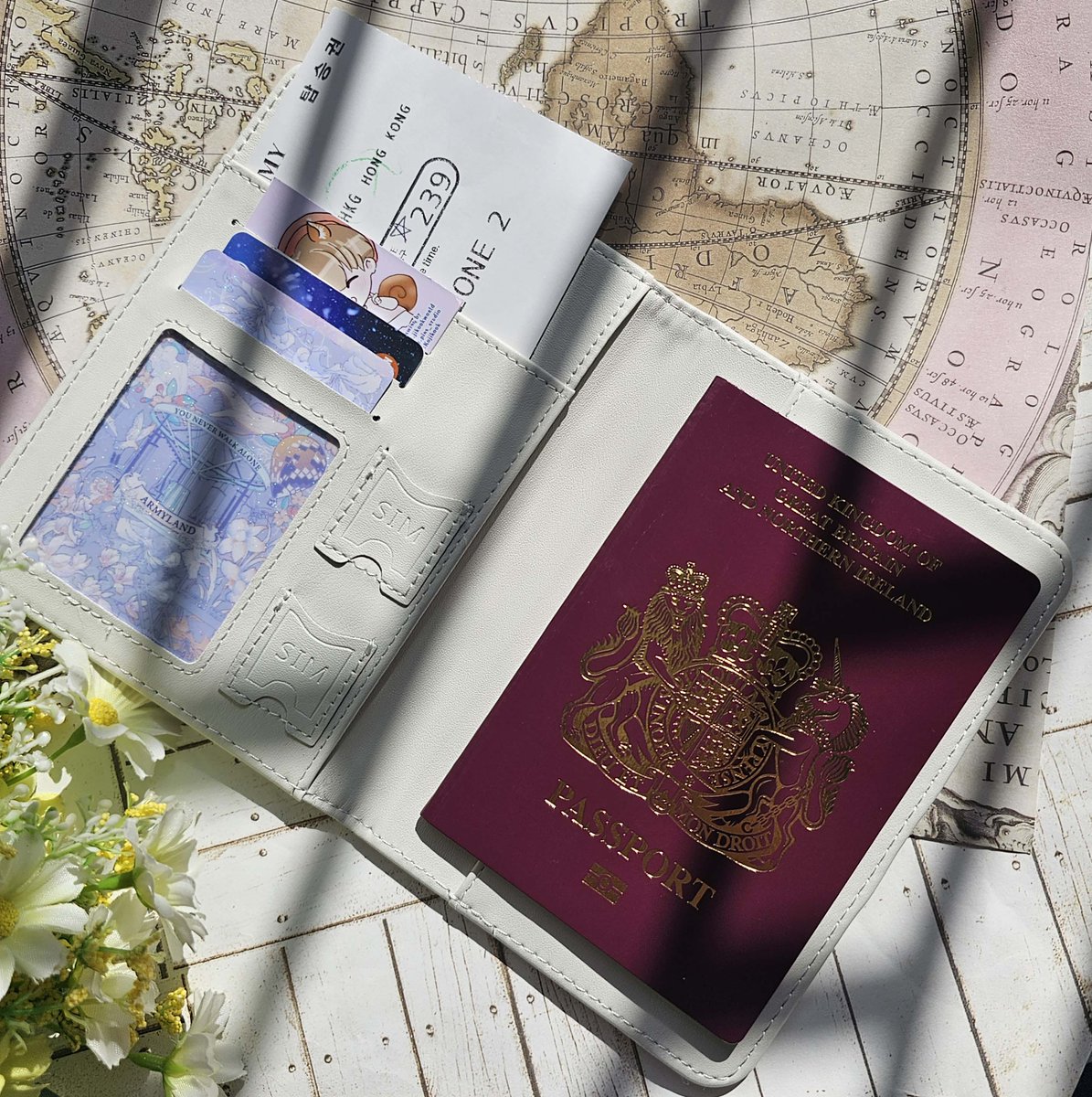 KoJikook's tweet photo. All styles of Passport cases are available on our website now ^^
#RM #Seokjin #Jin #Yoongi #SUGA #Hoseok #jhope #Jimin #Taehyung #V #Jungkook #Kpoppins #btsenamelpins #BTSpins #designdrop #btspincollection #btsmerch https://t.co/rDdqe31JoM