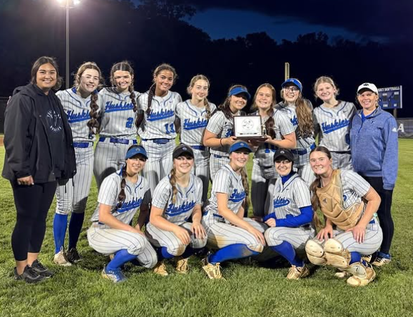 Fury Platinum Virginia (@furyplatinumva) on Twitter photo Tuscarora High School (Leesburg, VA) and Fury Platinum National 2028's Anna Hurst (<a href="/AnnaHurst_14/">Anna Hurst 2028</a>) face crosstown rival Heritage High School for the District Championship today (5/30) #platinumproud Tuscarora High School (Leesburg, VA) and Fury Platinum National 2028's Anna Hurst (<a href="/AnnaHurst_14/">Anna Hurst 2028</a>) face crosstown rival Heritage High School for the District Championship today (5/30) #platinumproud