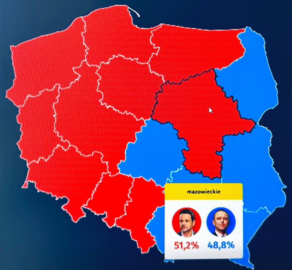 Zachodnia Polsko zmobilizuj się w niedzielę i uratuj nas niebieskich ze wschodu. Wiecie, jak ciężko tu coś zdziałać, wywiesić baner RT na swoim płocie? Wstańcie z rana i licznie  trzaśnijcie, tak  żebyśmy przeważyli  tych obranych z rozumu 
#Trzaskowski2025 #WygraCałaPolska