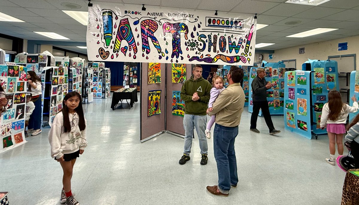 BrookAveSchool's tweet photo. Our students' creative, inspirational, and outstanding Art work is showcased in our annual @BrookAveSchool Art Show. Congratulations to our exceptional Art Teacher Mrs. Pigate and our larger team who worked to facilitate this special event @BayShoreSchools. https://t.co/6Vk1GQZ91C