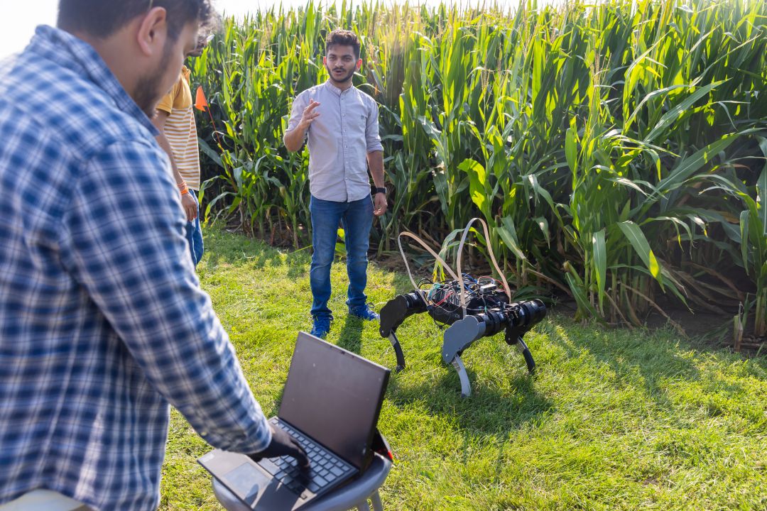 At the University of Minnesota Twin Cities, experts like Yuxin Miao are leading the charge in precision nutrient management, working directly with farmers to transform farming with cutting-edge technology and data that improve efficiency and sustainability. 🌍