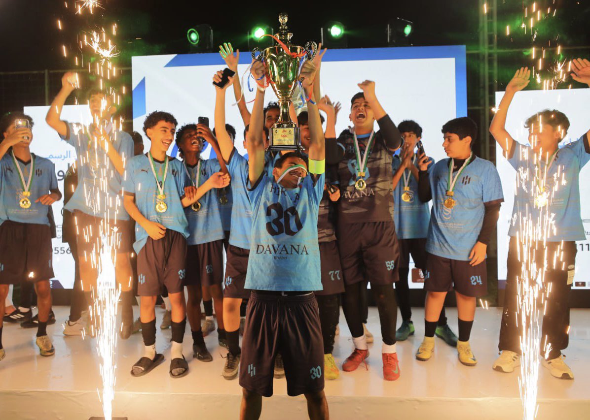 MFcommercial tweet media