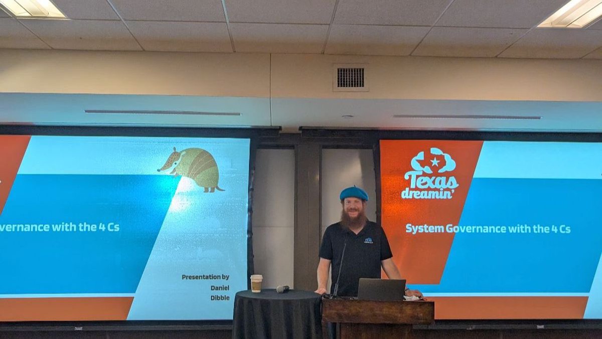 Daniel Dibble - President of Canvas Cloud - doing his session on system governance at #txd25 today! <a href="/Texas_Dreamin/">Texas Dreamin'</a> canvascloud.com #Salesforce