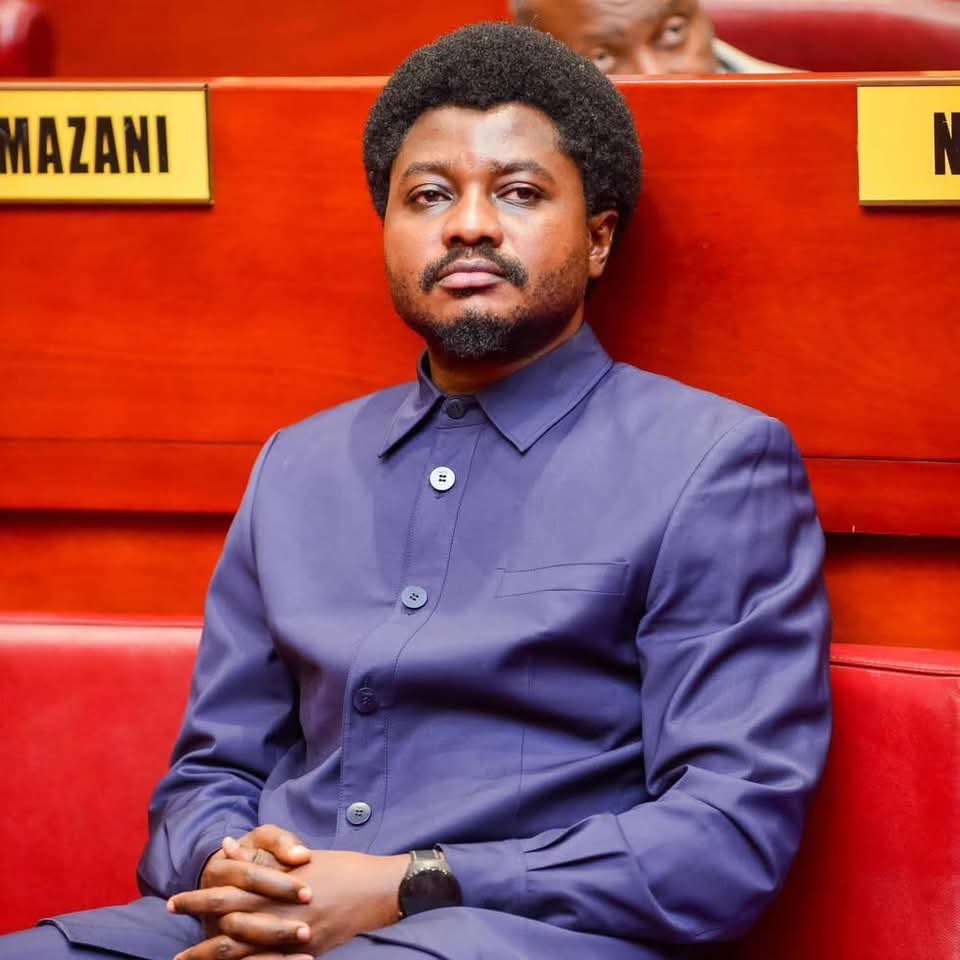 Josaphat mbiya 🇨🇩 (@josaphatmbiya) on Twitter photo Ce deuxième réquisitoire met clairement en évidence que le premier constitue un piège habilement orchestré par de les mafieux, y compris la Première ministre.
C'est de l'acharnement pur et simple.
Soutien indéfectible excellence <a href="/ConstantMutamba/">Constant Mutamba</a> Ce deuxième réquisitoire met clairement en évidence que le premier constitue un piège habilement orchestré par de les mafieux, y compris la Première ministre.
C'est de l'acharnement pur et simple.
Soutien indéfectible excellence <a href="/ConstantMutamba/">Constant Mutamba</a>