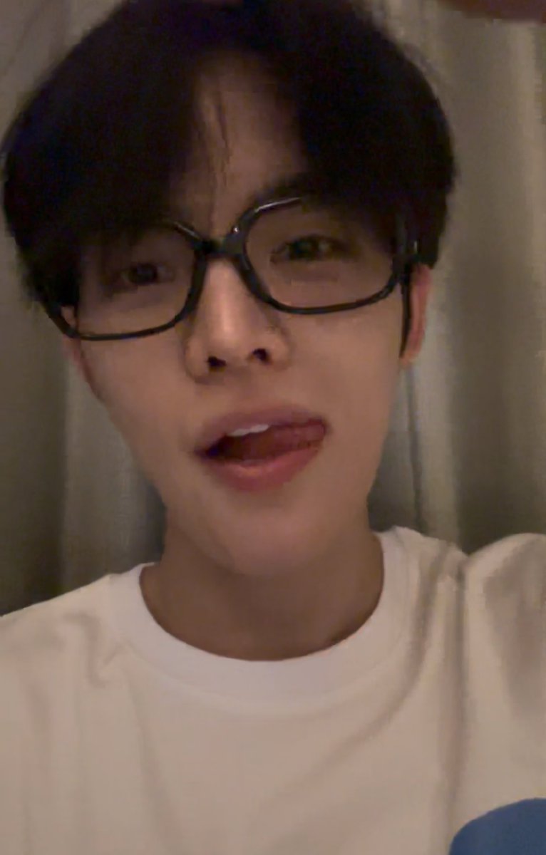 LQ_JMW's tweet photo. #CLOSEYOUREYES #클로즈유어아이즈 
#JEONMINWOOK #전민욱 #チョンミヌク 

😎😎 https://t.co/Yvwh5Fuzno