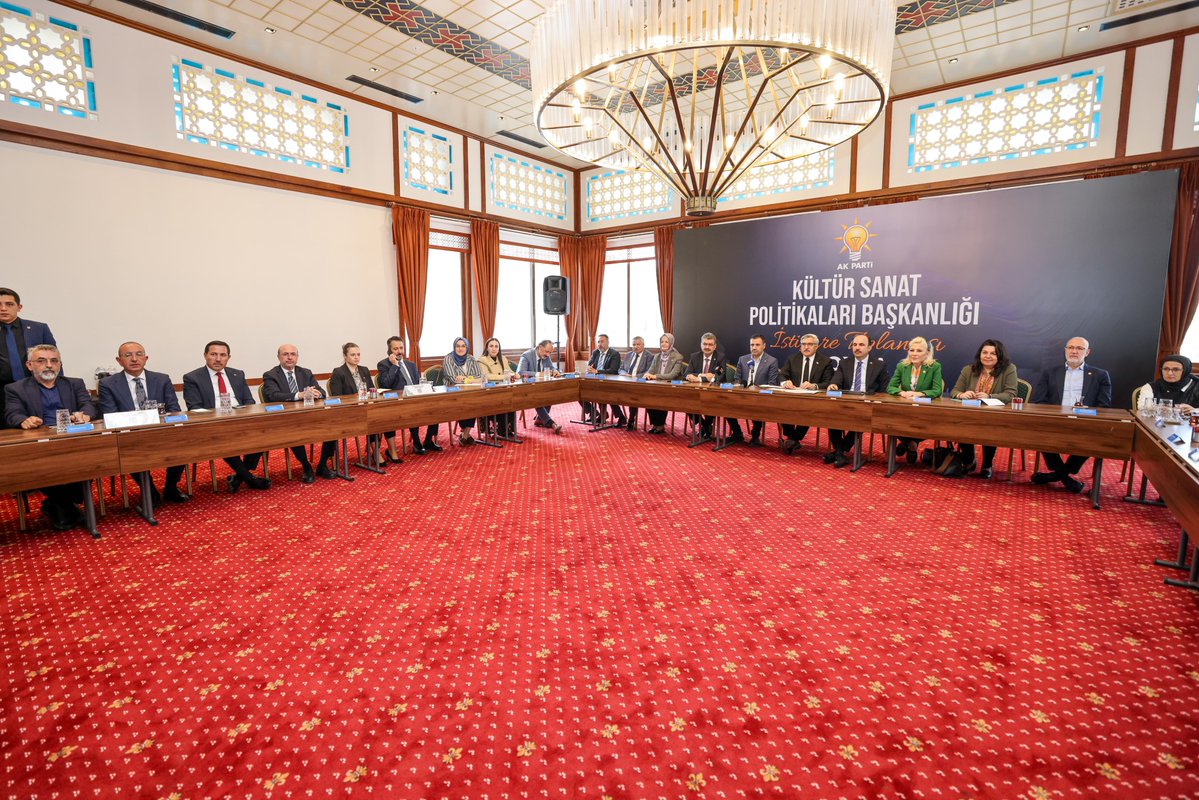 Hasan KILCA (@hkilca) on Twitter photo AK Parti Genel Başkan Yardımcımız <a href="/HuseyinYayman/">Hüseyin Yayman🇹🇷</a> başkanlığında icra ettiğimiz Kültür ve Sanat Politikaları İstişare Toplantımızın hayırlara vesile olmasını diliyorum. AK Parti Genel Başkan Yardımcımız <a href="/HuseyinYayman/">Hüseyin Yayman🇹🇷</a> başkanlığında icra ettiğimiz Kültür ve Sanat Politikaları İstişare Toplantımızın hayırlara vesile olmasını diliyorum.