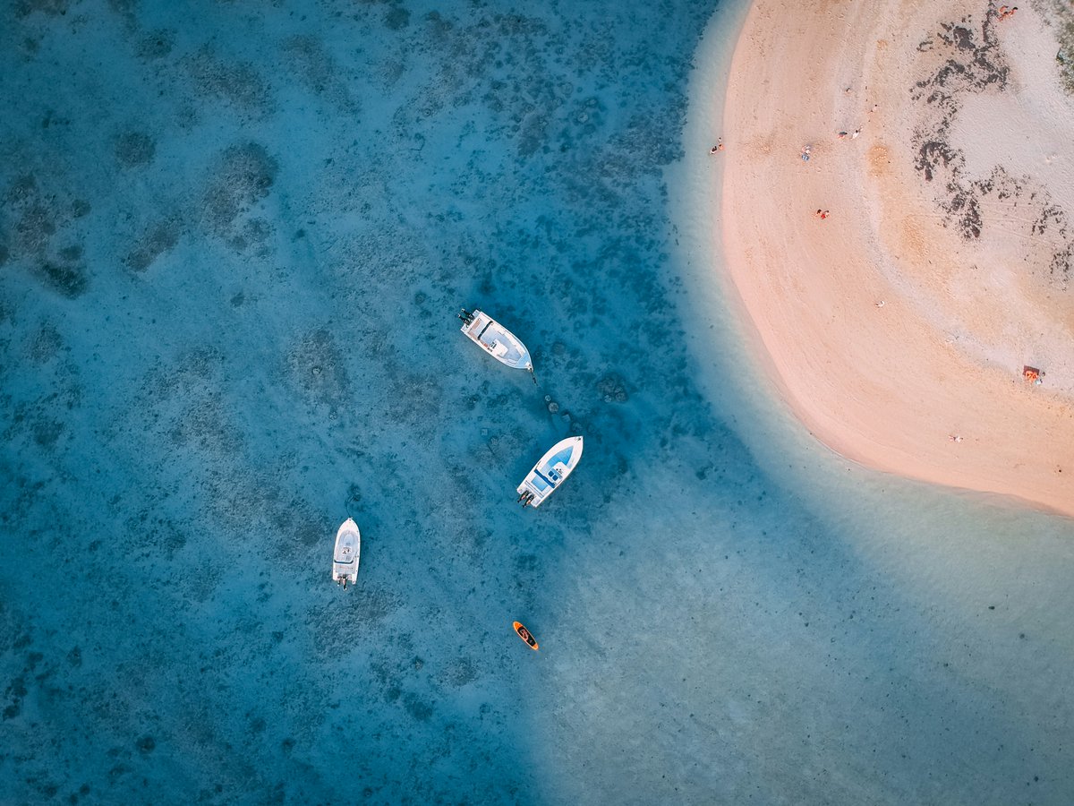 Mauritius_UK's tweet photo. Sail into serenity in Mauritius 🌊⛵
Crystal-clear waters, hidden sandbanks, and unforgettable boat trips — this is where adventure meets tranquillity.

Feel the ocean breeze, explore untouched beauty, and let Mauritius work its magic.
✨ Your paradise escape starts here. https://t.co/bRVv67391v
