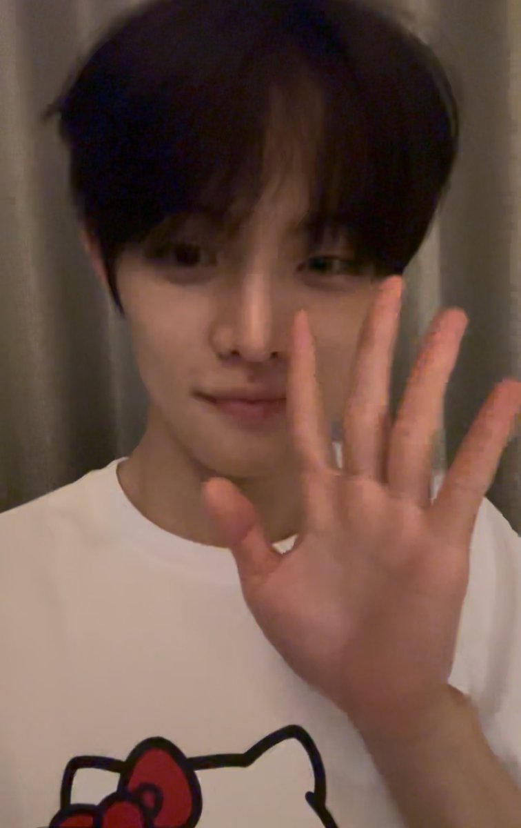 LQ_JMW's tweet photo. #CLOSEYOUREYES #클로즈유어아이즈 
#JEONMINWOOK #전민욱 #チョンミヌク 

안농 https://t.co/KLWz5KW8xQ