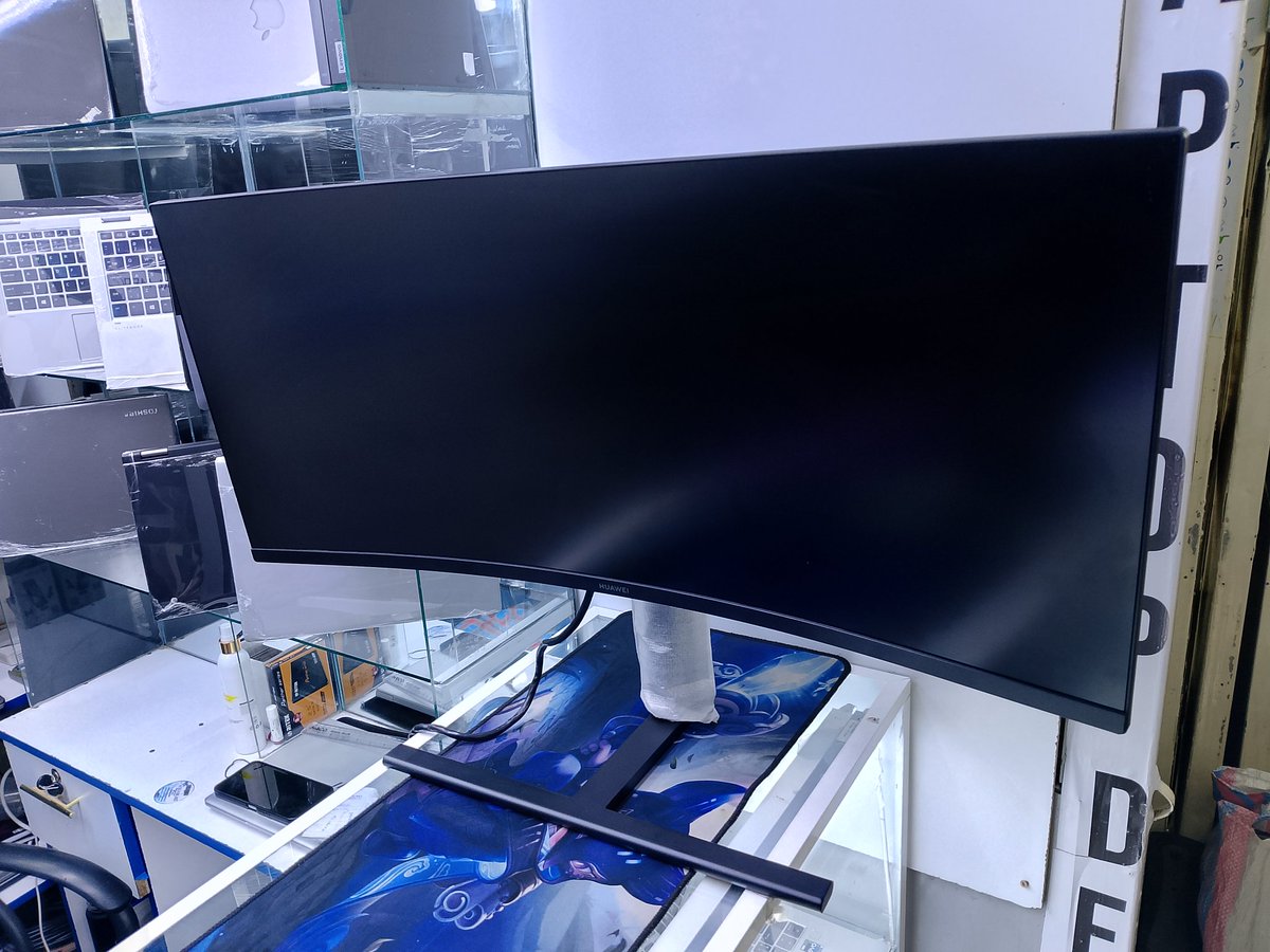 Brand New curved edge to edge monitors 
Full HD 
Best for surveillance and video editing 
Call 0712549994

Thiong'o
#NoNewtaxes254
Sportsview Hotel Kasarani
#PublicHealthdelivery
#StageManaged
Juja Farm Garden2
#FanakaRealEstate
Rhumba Meets Country FlashSale
#MikeAndKing'ang'i