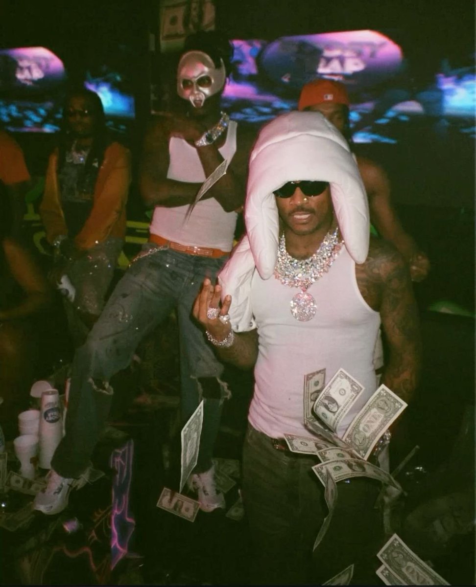 the culture | magazine (@galactamelanin) on Twitter photo 