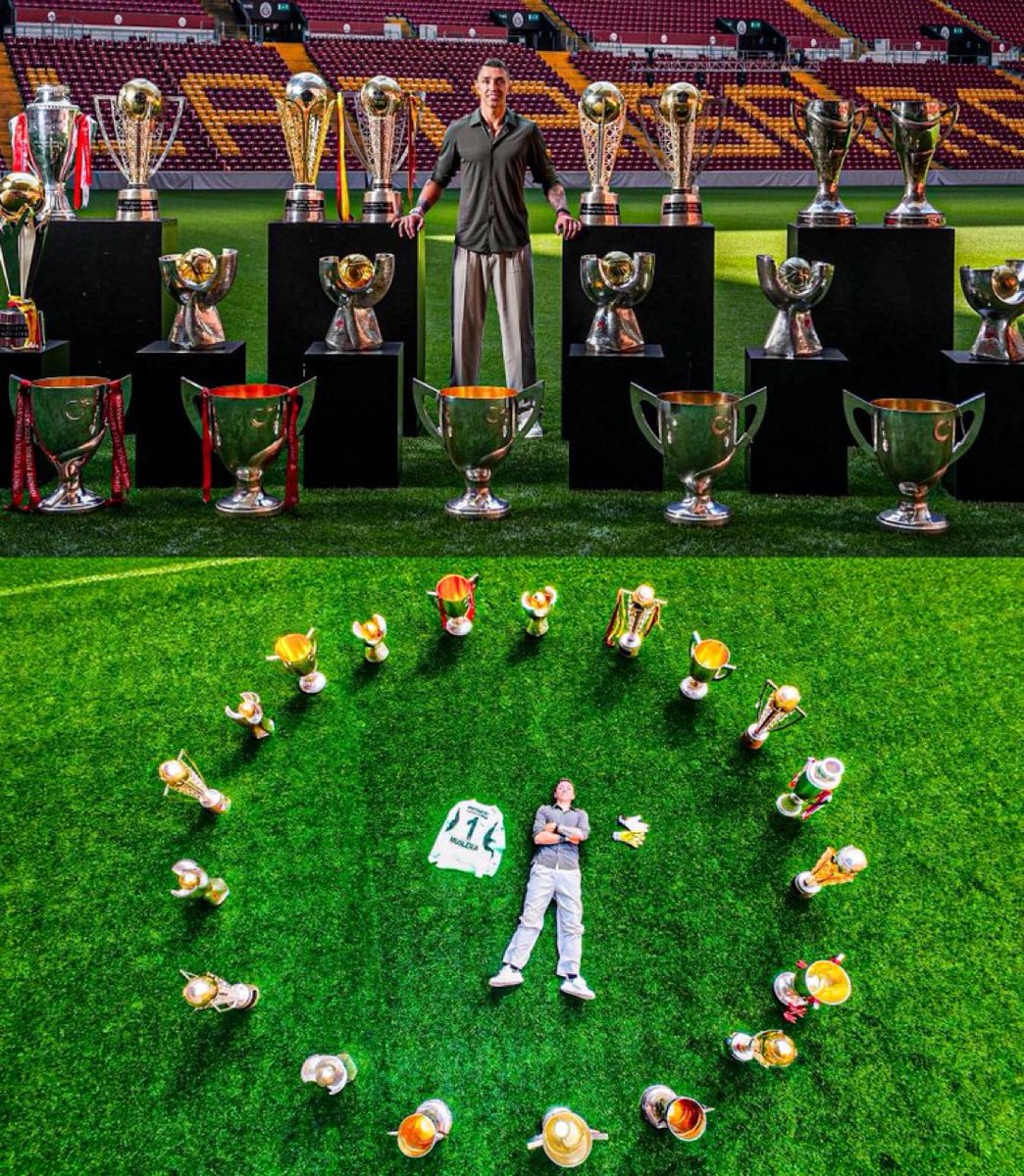 Bizim de Modric gibi, Müller gibi, kazandığı kupalarla poz veren bir efsanemiz oldu.
