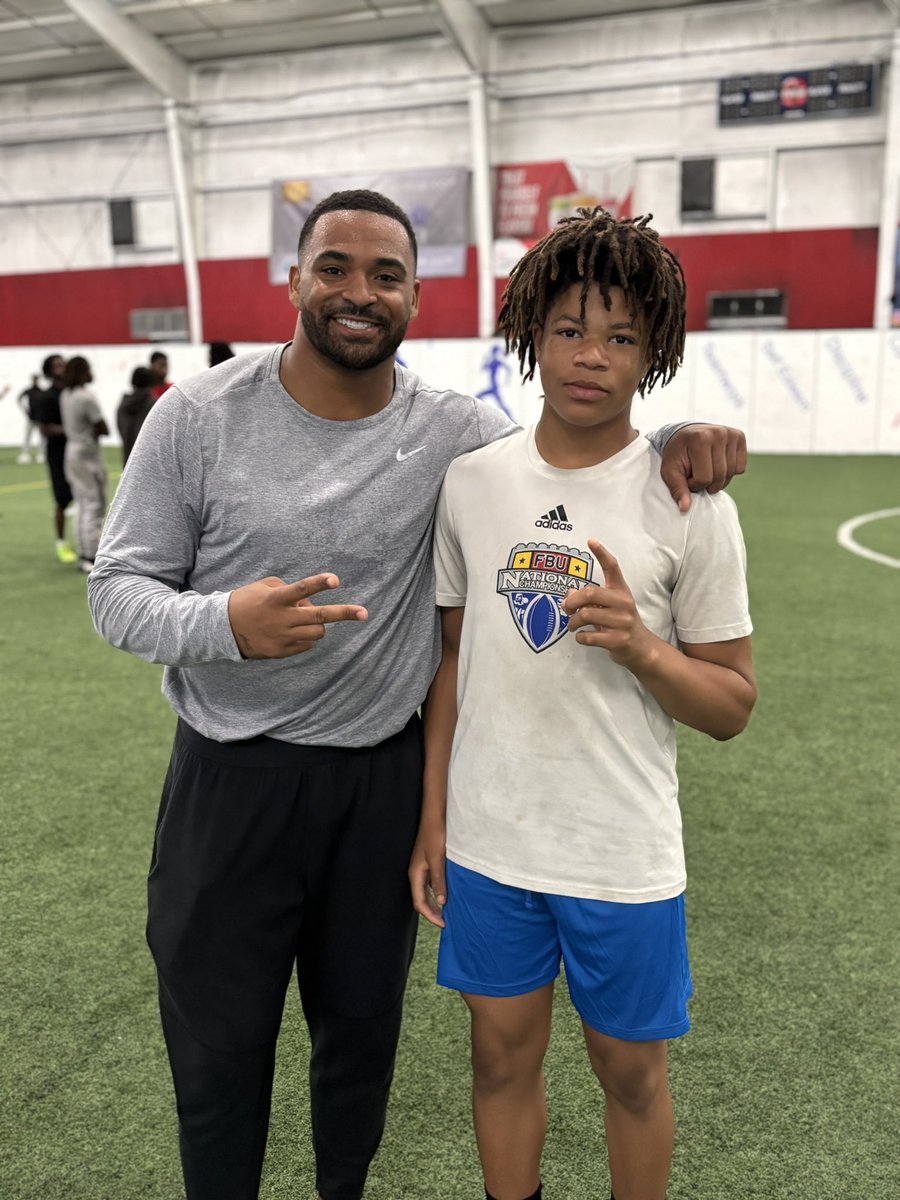 djLandor2pointO's tweet image. Worked out with @GOATJamal33 at my DB training with @ClayMackSkills @ClayMackSkillz @TXTopTalent @dbtips101 @PrepRedzoneTX @CSAPrepStar @NFLDraftAcademy @NFL @nflnetwork @TXPrivateFBGuy @txfblife @TXTPShow @Marchen44 @Marchen44 @Ericso1is @Coach__OMalley @coachflowersfb…
