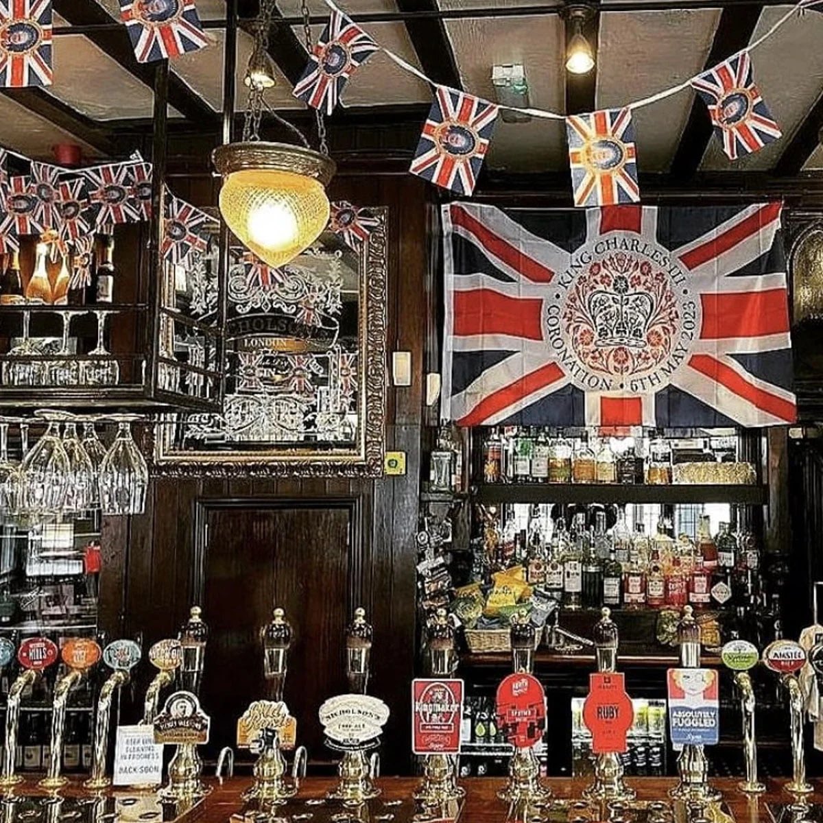 Right then. Off to the pub. Pickled Egg anyone. 🎯 🍻
