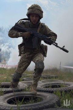 ♌️🇺🇸🇬🇧
Before a soldier joins the fight — they must be ready.
After basic training, comes combat adaptation.
This stage builds the mindset, discipline, and coordination needed for success on the front.
Victory begins with preparation.

#GermanLions #TrainToWin #121stBrigade