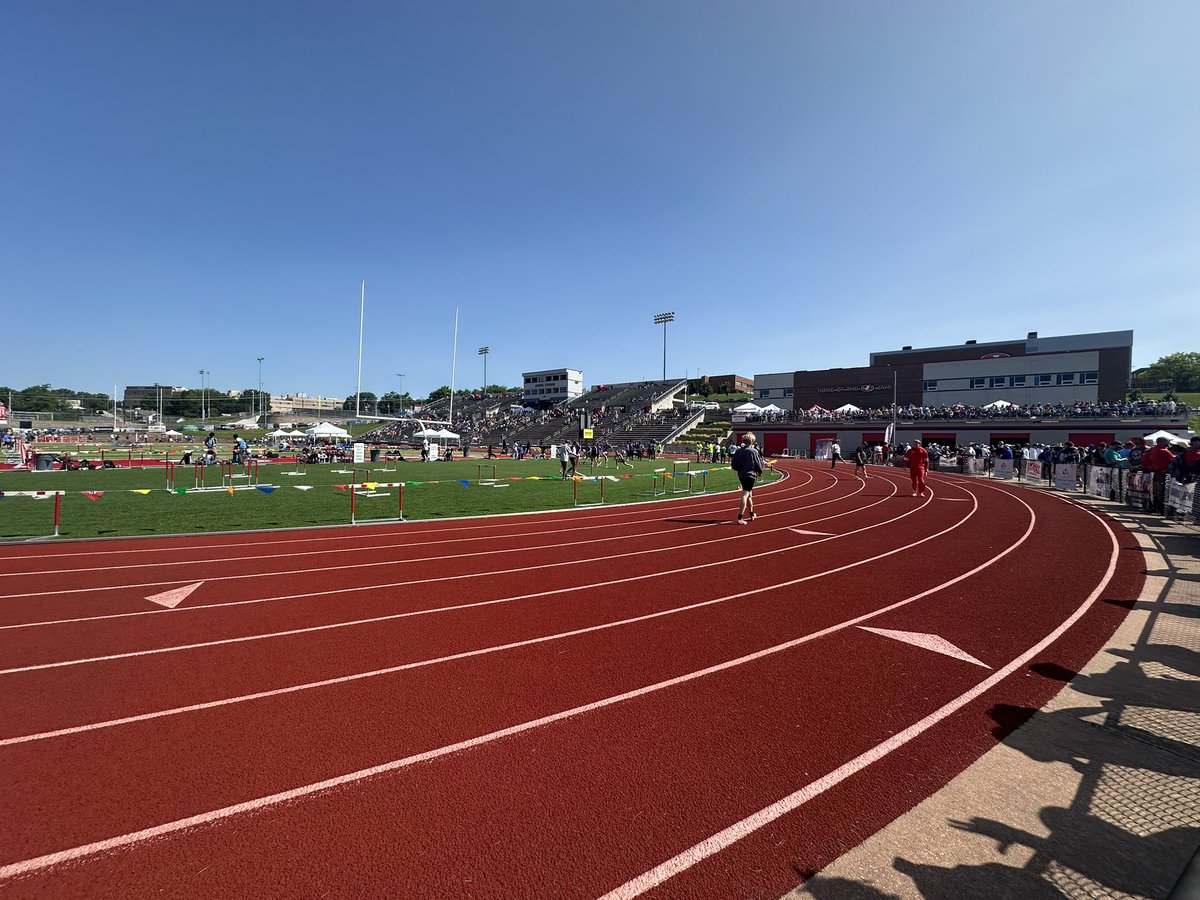 St. Dominic XC + Track tweet media