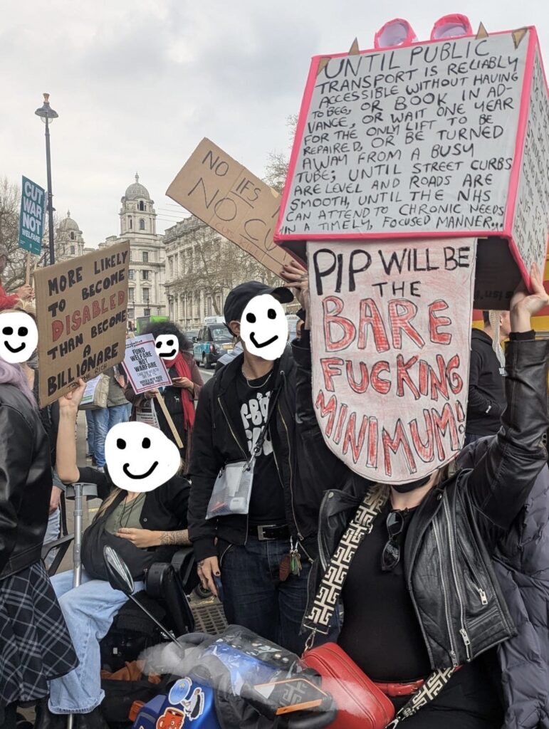 DASH Newsletter May 2025 out now - mailchi.mp/17bfb1c34442/d…
Abi Palmer with her protest dragon at the March 26th protests against
PIP cuts outside 10 Downing Street, 2025. Photo © Jay Dalton.
