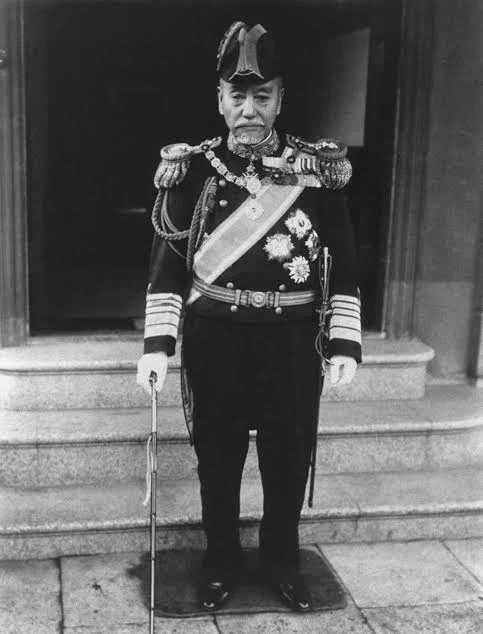 【希少非売品】旧日本海軍 昭和十六年海軍検定褒賞 東郷平八郎 陶器 右衛門佐 on X: 