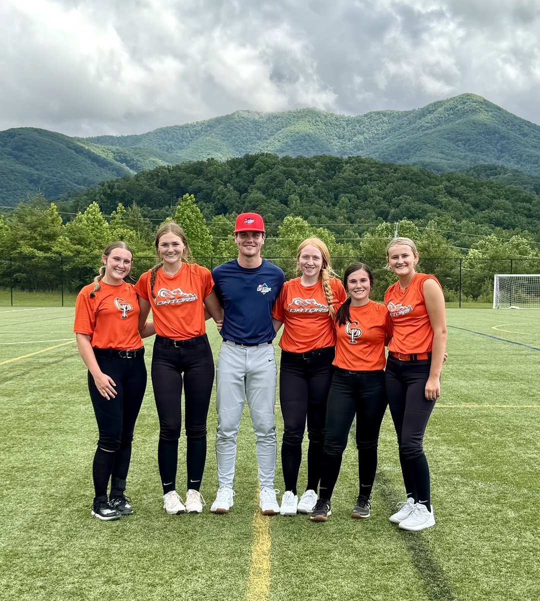 Addie Hicks (@addiehicks_1) on Twitter photo Had a great time at Gatlinburg Cap Classic! Proud to represent my school with these people and I got to meet some new friends! Such a great time! <a href="/BSherSB/">Barb Sherwood</a> <a href="/GatlinburgBowl/">Gatlinburg All American Series</a> <a href="/ClarkePrepSB/">Clarke Preparatory Softball</a> <a href="/kady_thomas2/">Kady Thomas</a> <a href="/kelsendavis26/">Kelsen-Ann Davis</a> <a href="/BrookeBrasell/">Brooke Brasell</a> <a href="/DFlintCPS14/">Drue Flint</a> Had a great time at Gatlinburg Cap Classic! Proud to represent my school with these people and I got to meet some new friends! Such a great time! <a href="/BSherSB/">Barb Sherwood</a> <a href="/GatlinburgBowl/">Gatlinburg All American Series</a> <a href="/ClarkePrepSB/">Clarke Preparatory Softball</a> <a href="/kady_thomas2/">Kady Thomas</a> <a href="/kelsendavis26/">Kelsen-Ann Davis</a> <a href="/BrookeBrasell/">Brooke Brasell</a> <a href="/DFlintCPS14/">Drue Flint</a>