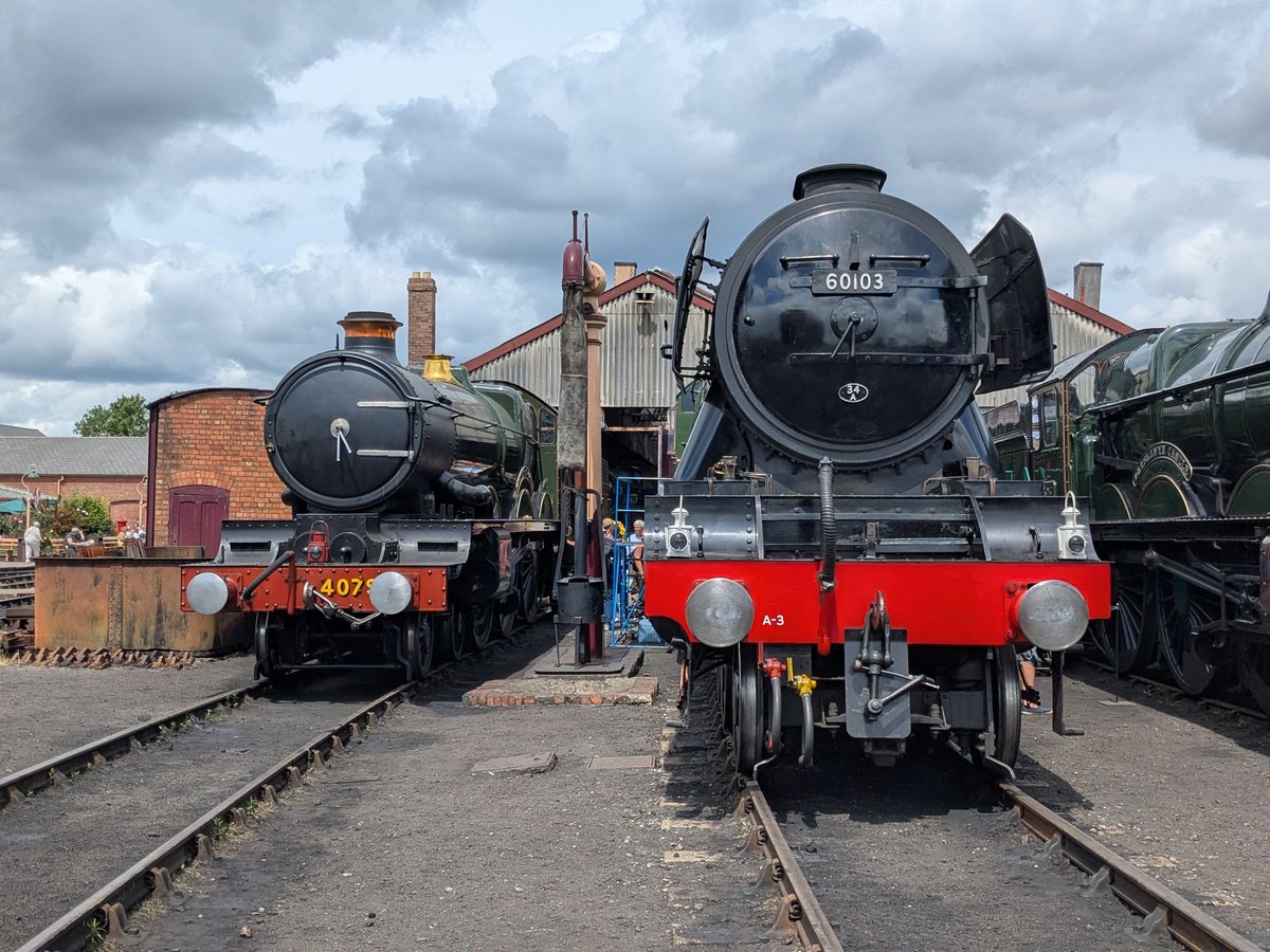 Rivals reunited <a href="/DidcotRailwayC/">Didcot Railway Centre</a> today