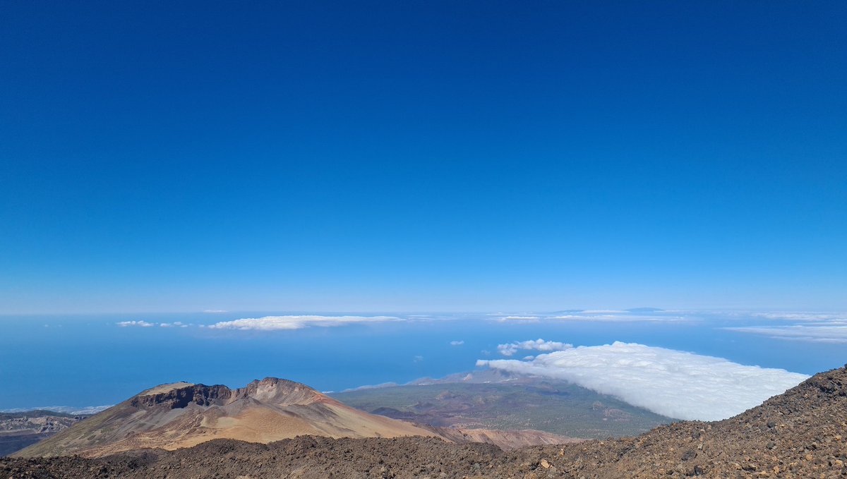 SrtaGH_VIP's tweet photo. Feliz día de Canarias 🇮🇨 a toda su maravillosa gente. Paraísos inolvidables que te hacen quererlo una vez los conoces 🤗 https://t.co/N3upfA1YIo