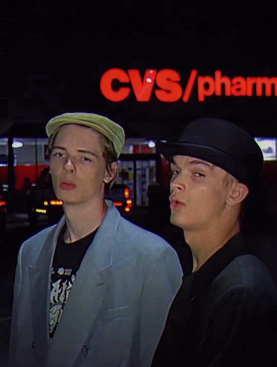 <a href="/thisisdjen/">DJ.Σn</a> Bullish on these two 

#CROONER 

90k

Ca: DKckTXarX9re9muULbDHTkt6bVo6CuSDqgAFXK6Apump