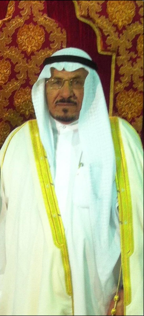 اللهم اغفر له وارحمه وعافه واعف عنه وأكرم نزله ووسّع مدْخله واغسله بالماء والثلج والبرد ونقه من الخطايا كما ينقى الثوب الأبيض من الدنس، اللهم أبدله داراً خيراً من داره، وأهلاً خيراً من أهله وزوجاً من زوجه، وأدخله الجنّة، وأعذه من عذاب القبر، ومن عذاب النّار .