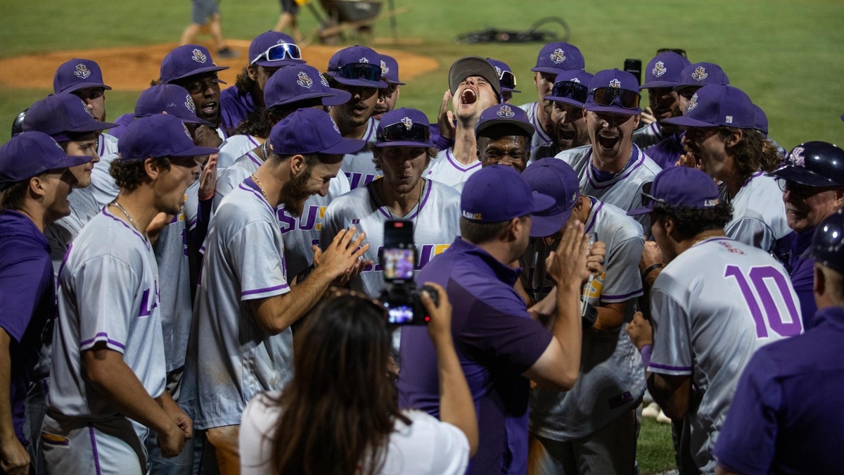 LSU Shreveport (La.) Sets All-Time, All-Associations Record for Consecutive Wins, 58-0, by Beating Hope International (Calif.)
victorysportsnetwork.com/2025/05/30/lsu…