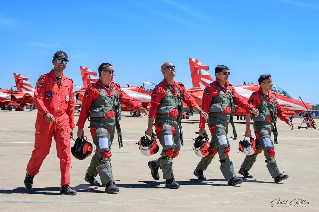 Suryakiran_IAF's tweet image. Walking towards the weekend like….
Time to throttle back and relax a little after an intense week of precision training!
#suryakiranaerobaticteam #suryakiran_iaf #aerobatics #formation #indianarmedforces #india #asia #airshow #SKAT #pilot #aviationdaily #aviation #sky #action